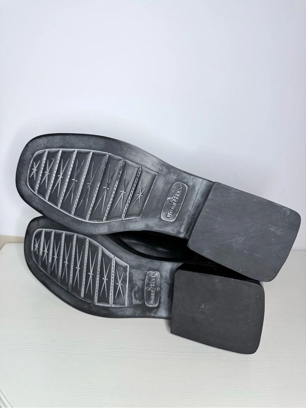 Cole Haan Unique Black Leather Square Toe Chelsea Ankle  Boots Size 8.5